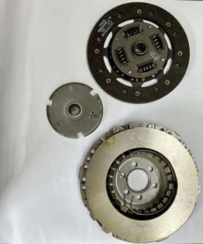 Kit embreagem vw golf 1.8 seat cordoba ibiza 94/ (6092 sachs)